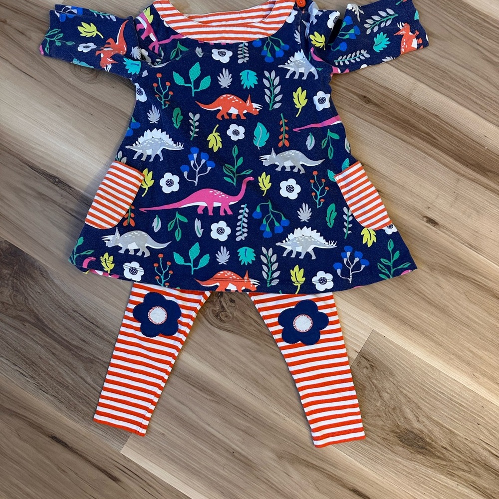 Mini Boden size 3-4 Dinosaur tunic dress and leggings set